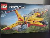 Lego Technic Firefighter Aircraft (42152) Naujas