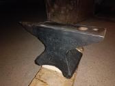 75 / 80 kg. priekalas . Geros būklės