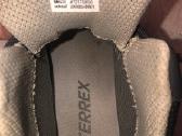 Adidas kedai - nuotraukos Nr. 7