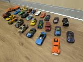 Hot wheels masineles