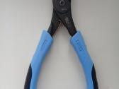 Lindstrom P6160 Metalo, plastiko karpymo žirklės