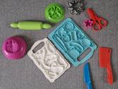 Play-doh formelės, pjaustymo lentelės, peiliai - nuotraukos Nr. 7