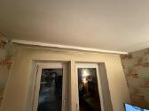 Lubinis plastmasinis karnizas užuolaidoms