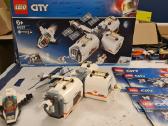 Lego city 60227 Mėnulio kosminė stotis
