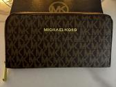 Michael Kors 10vnt piniginiu