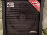 Bosinis gitaros kubas Roland cube 100 bass