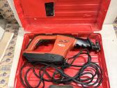 Hilti Wsr 900-pe tiesinis pjūklas (lapė)