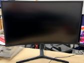 Samsung C32hg70qqu su defektu
