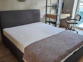 Parduodama Lonas miegamojo lova 160x200