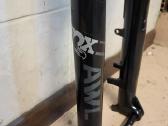 Amortizuojančios šakės Rock shox, Fox ir kitos - nuotraukos Nr. 26