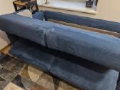 Itališka dvivietė sofa ir pufas - nuotraukos Nr. 5