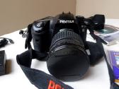 Pentax K10 su objektyvu smc Da 16-45mm