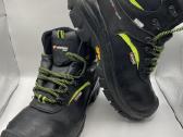 Sixton Peak Eldorado Polar darbo batai