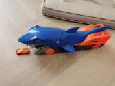 Hot wheels ryklys auto