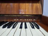 Pianinas Ukraina dovanu