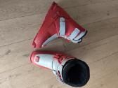 Vaikiški slidinėjimo batai ir slidės - nuotraukos Nr. 2