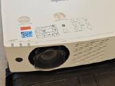 Panasonic Pt-vmz51