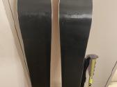 Vaikiškos slidės Atomic 130 cm, lazdos, šalmas - nuotraukos Nr. 5