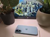 Apple iPhone 16