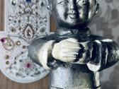 Išskirtinė, masyvi mergaitės skulptūra – solidi in