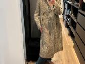 Vintage karakulis. Beige, kreminis