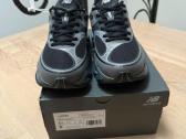 New Balance batai ir Burberry džemperis - nuotraukos Nr. 2