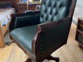 Chesterfield kėdė