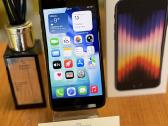 iPhone Se 3 2022m Black 128gb Su Garantija