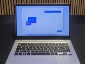 Samsung Ultrabook / 8 Core / Full HD / SSD / Lte