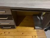 Rašomas stalas