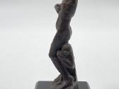 Bronzinė statula "Vyras su bezdžione" - nuotraukos Nr. 4