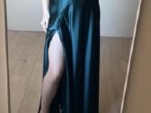 Proginė suknelė, kuri pabrėžia jūsų figūra