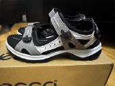 Naujos Ecco offroad basuts