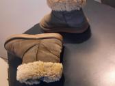 Ugg stiliaus batai - nuotraukos Nr. 3