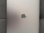 MacBook Pro 2018 i7 16gb RAM, 256 SSD