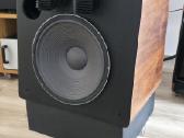 Kolonėlės Jbl L300