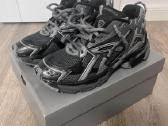 Balenciaga runner