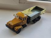 1:43 Kraz 257b1