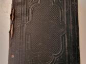 Lietuviška antikvarinė biblija