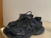 1:1 Balenciaga tracks