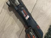 Bosch Professional 18v-28