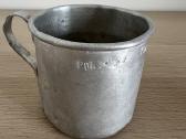 Karo laikų puodelis 1943
