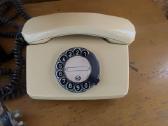 Vintažinis stacionarus telefonas Vef