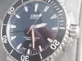 Oris Aquis Date su 2 apyrankem