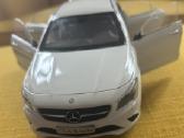 Automobilio modelis Mercedes Benz modeliukas - nuotraukos Nr. 4