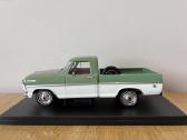 Ford F-100