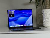Parduodamas MacBook Air 13 su M2, Liquid Retina.