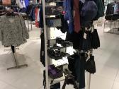 Parduodama drabužių parduotuvės įranga - nuotraukos Nr. 34