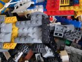 Parduodu Lego kaladėles, Burato 1:32 modeliukus - nuotraukos Nr. 3