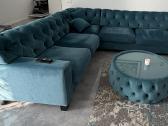 Parduodami baldai sofa ir stalas